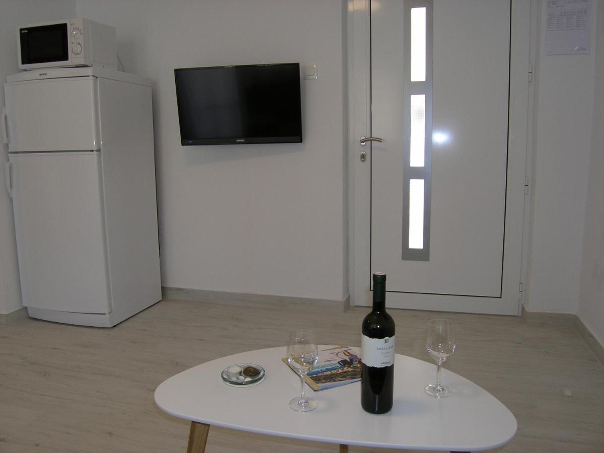 Apartments Aventura Baska For Relaxing Holidays Eksteriør bilde