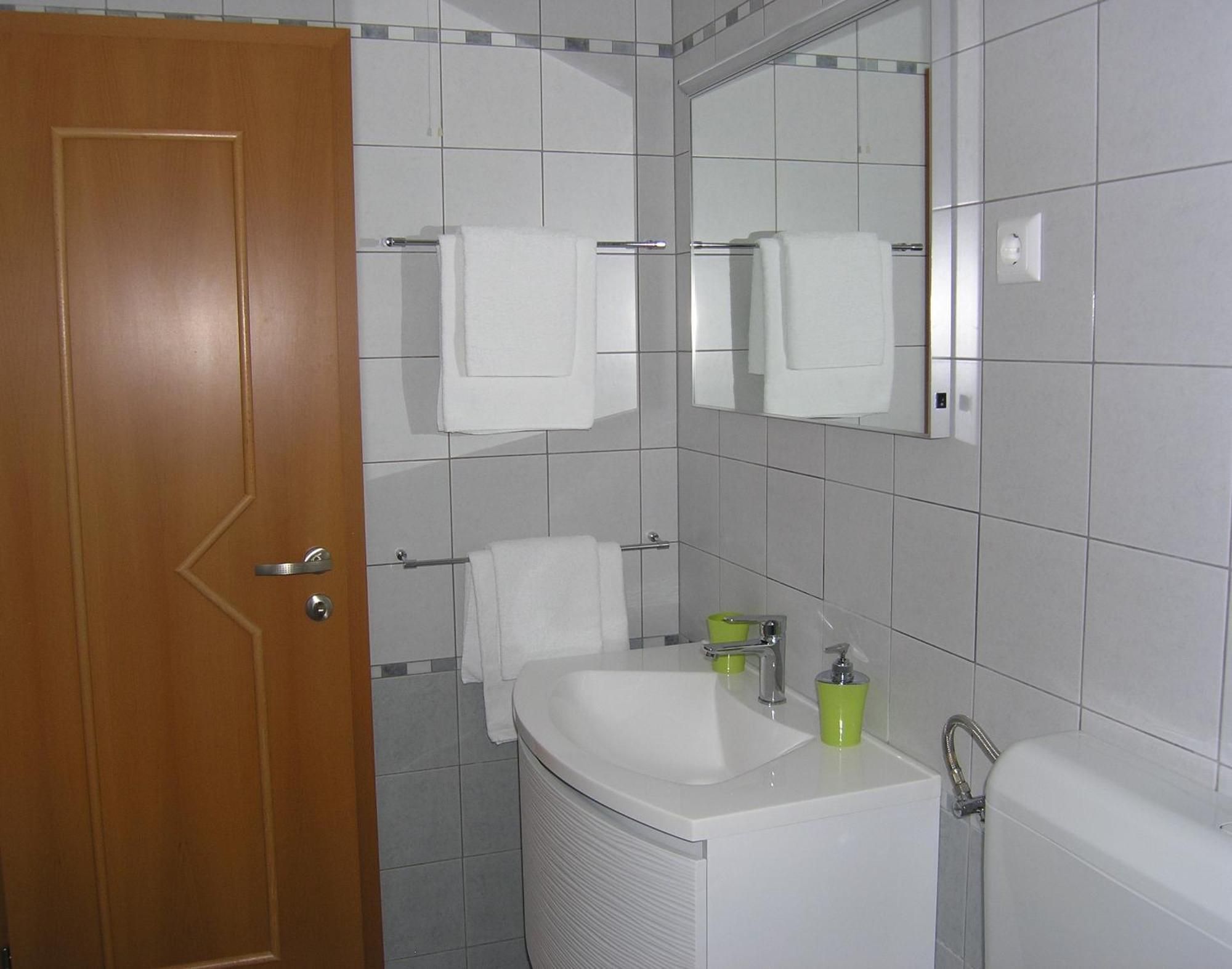 Apartments Aventura Baska For Relaxing Holidays Eksteriør bilde